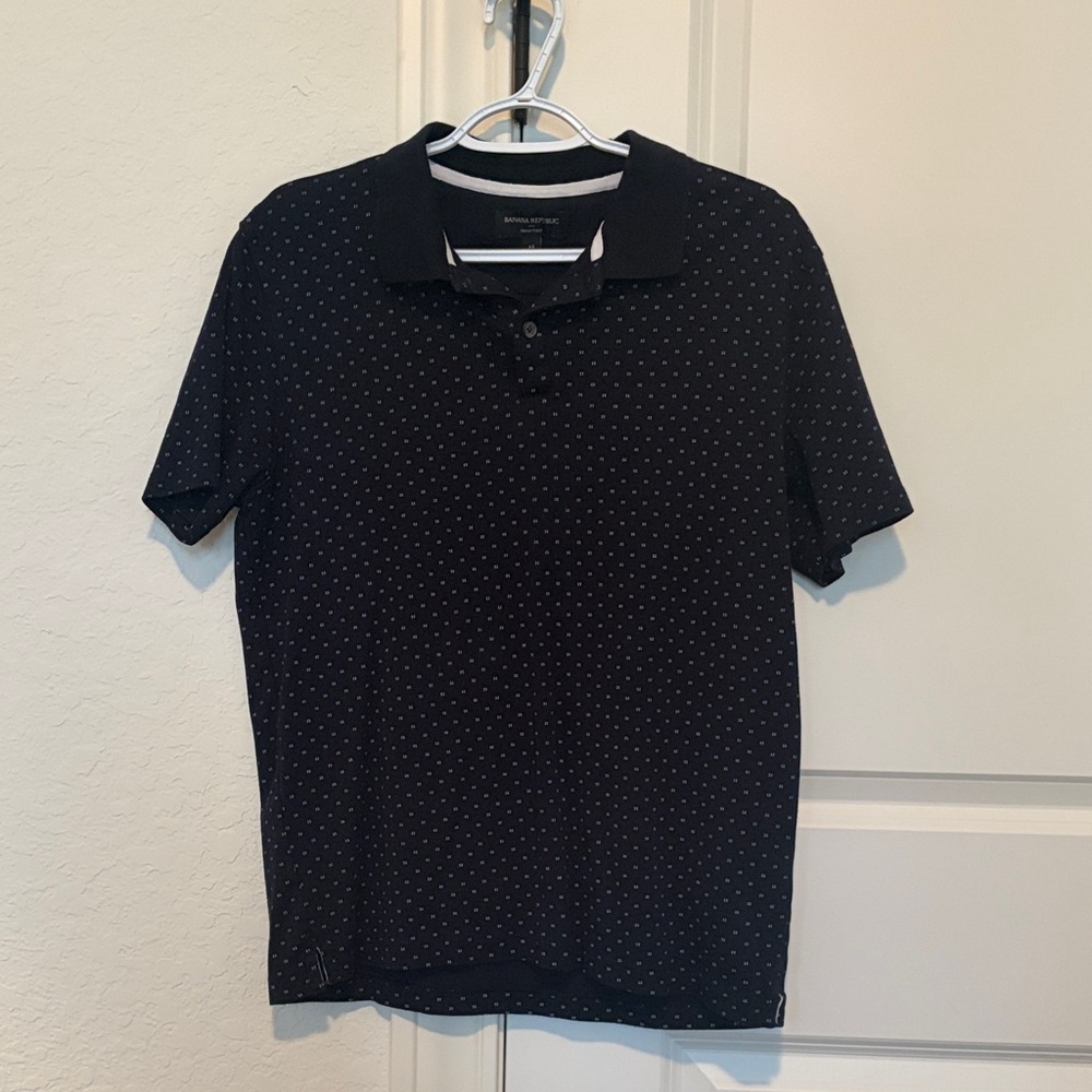 Men’s Banana Republic Black Polo with White Dots